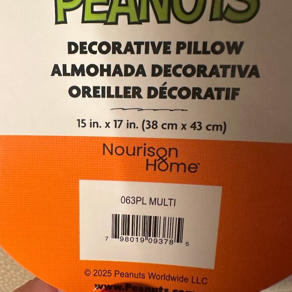 Peanuts Snoopy Dracula Vampire Pillow Sherpa Halloween NWT TikTok Viral 2025 - Picture 3 of 5